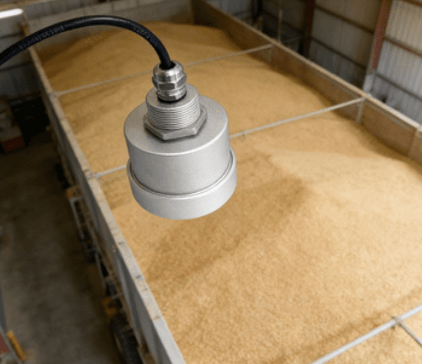 La precisión milimétrica importa: instalación de radar de 80 GHz en silos de granos